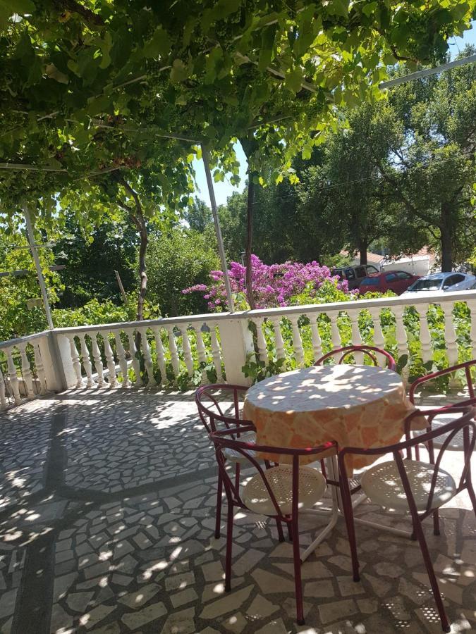 Sobe I Apartmani Marovic Петровац Экстерьер фото
