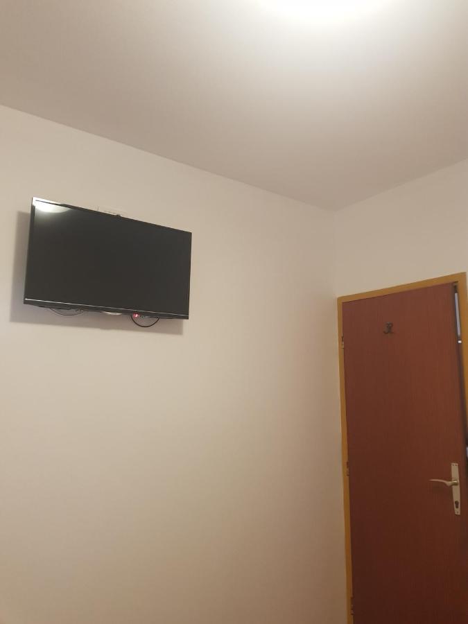 Sobe I Apartmani Marovic Петровац Экстерьер фото