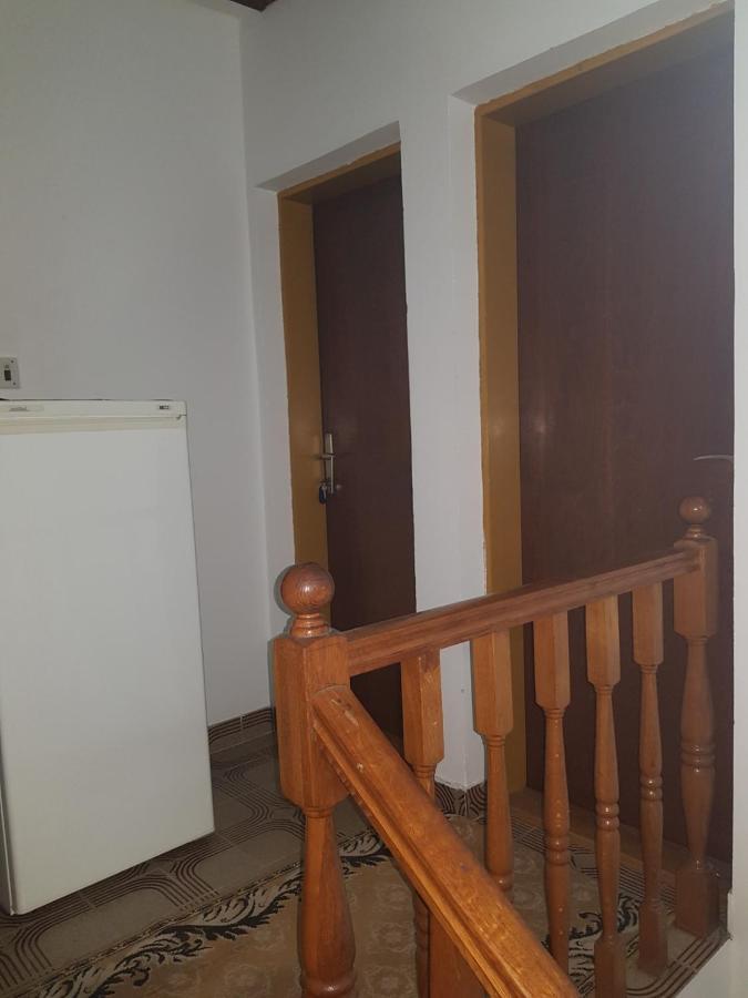 Sobe I Apartmani Marovic Петровац Экстерьер фото