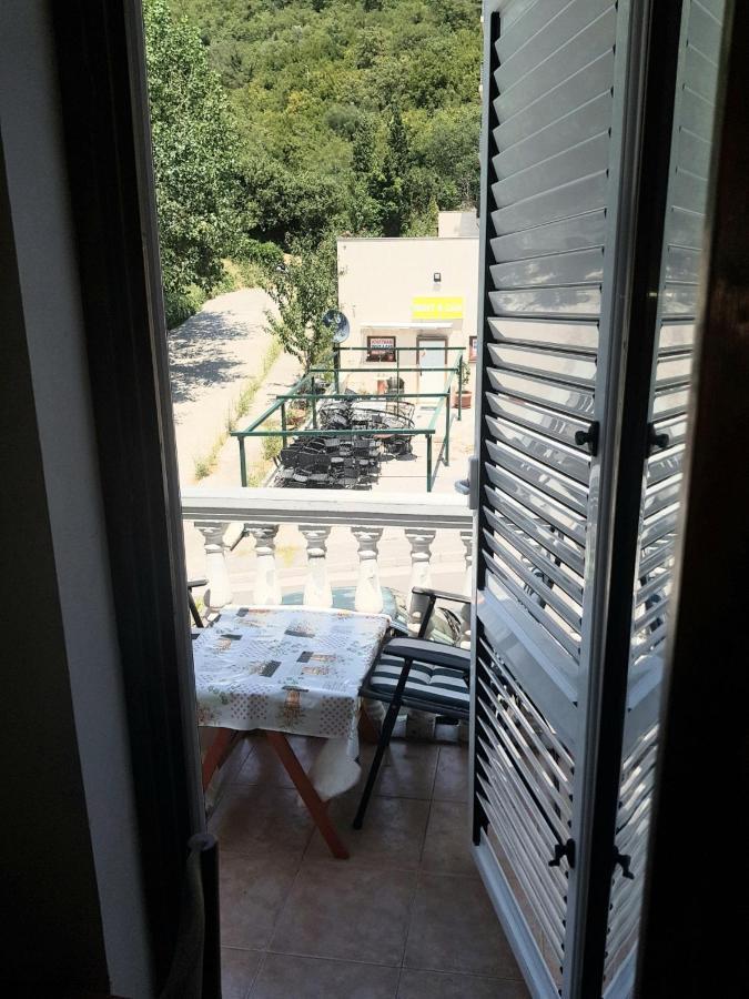 Sobe I Apartmani Marovic Петровац Экстерьер фото