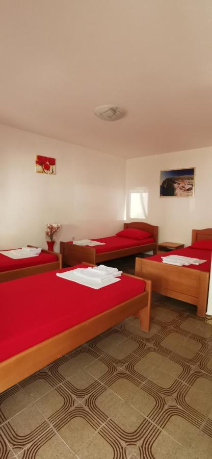 Sobe I Apartmani Marovic Петровац Экстерьер фото