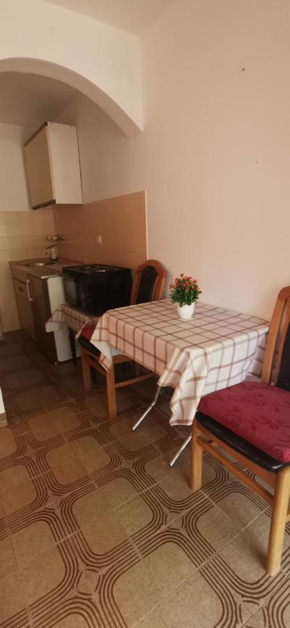 Sobe I Apartmani Marovic Петровац Экстерьер фото