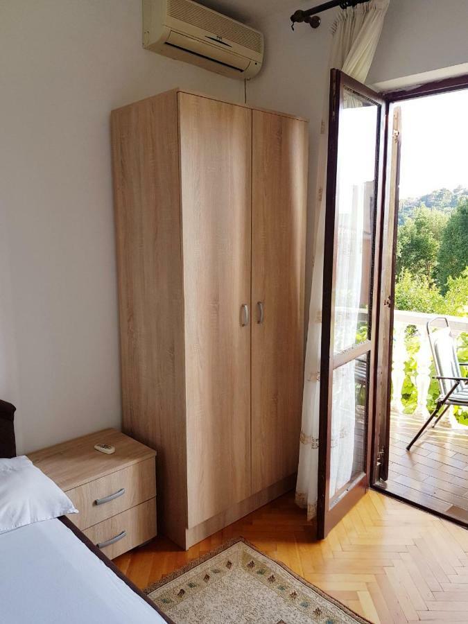 Sobe I Apartmani Marovic Петровац Экстерьер фото